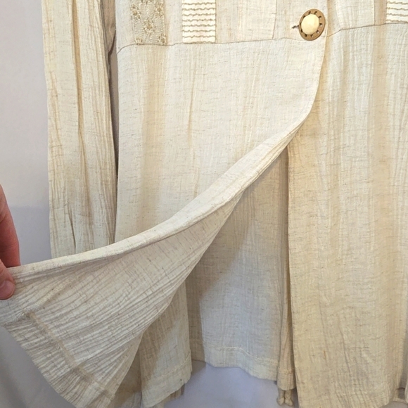 Benjamin A, Tunic, Blouse, Natural, Cream, Buttons, Side Slits, Tie Back, Sz 18 - Picture 10 of 17